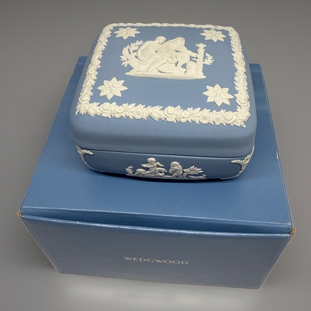 Vintage Wedgwood Blue Jasperware Ulysses Square Trinket Box 4" w/ Original Box